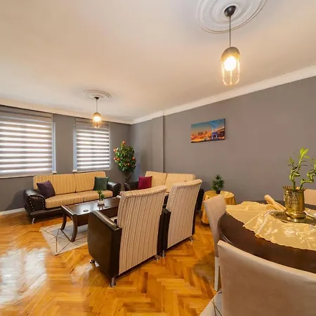 Central Flat Close To The Beach In Muratpasa Apartment *