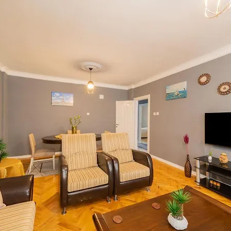 Apartman Central Flat Close To The Beach In Muratpasa Antalya